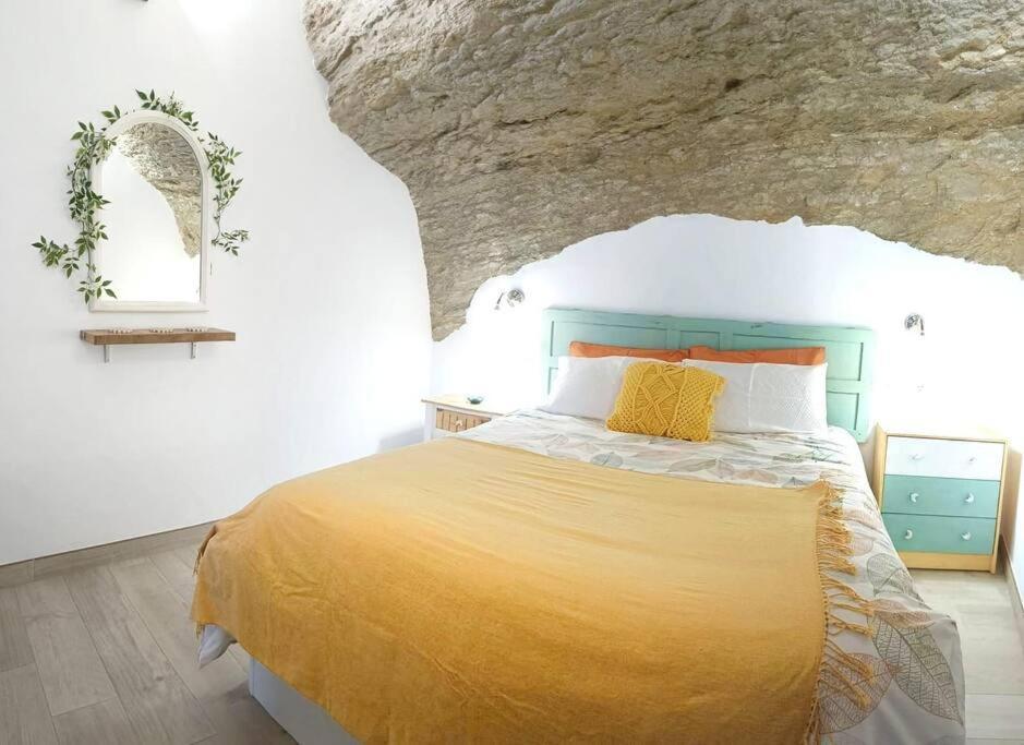 Casa Cueva La Luna Setenil De Las Bodegas Exteriör bild